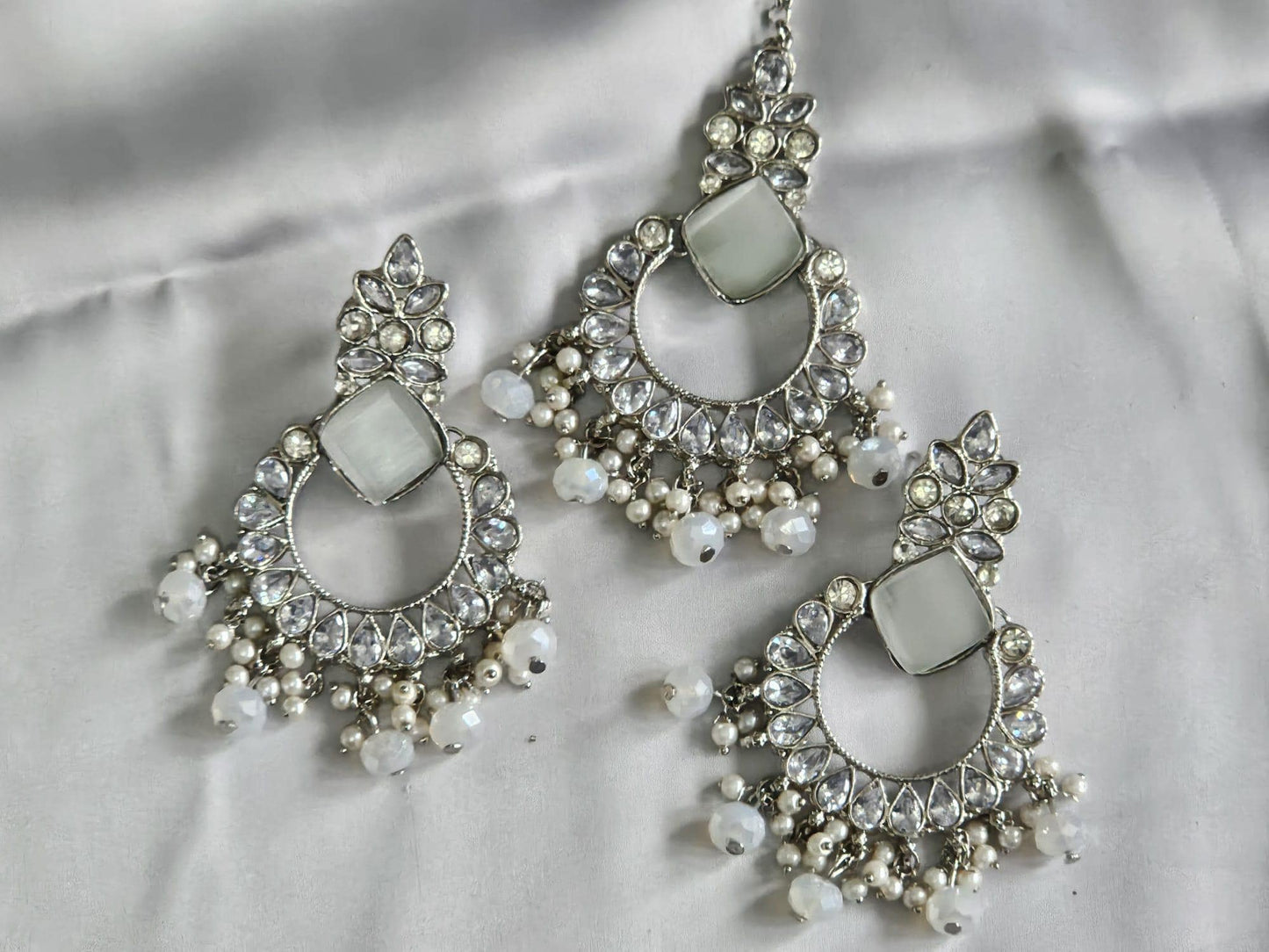 Silver Shade Dangler Earrings Set With Matha Tikka